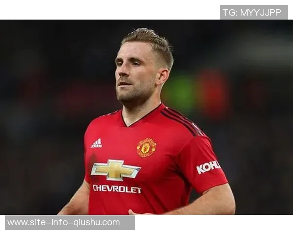 曼联旧将警告卢克肖懒惰或成双红会隐患萨拉赫将发起攻击